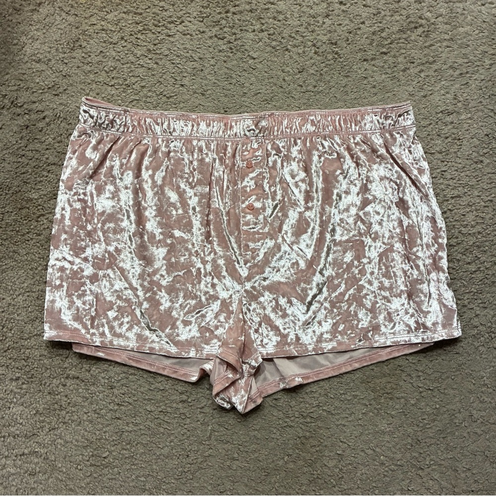 VS PINK pink velvet shorts
